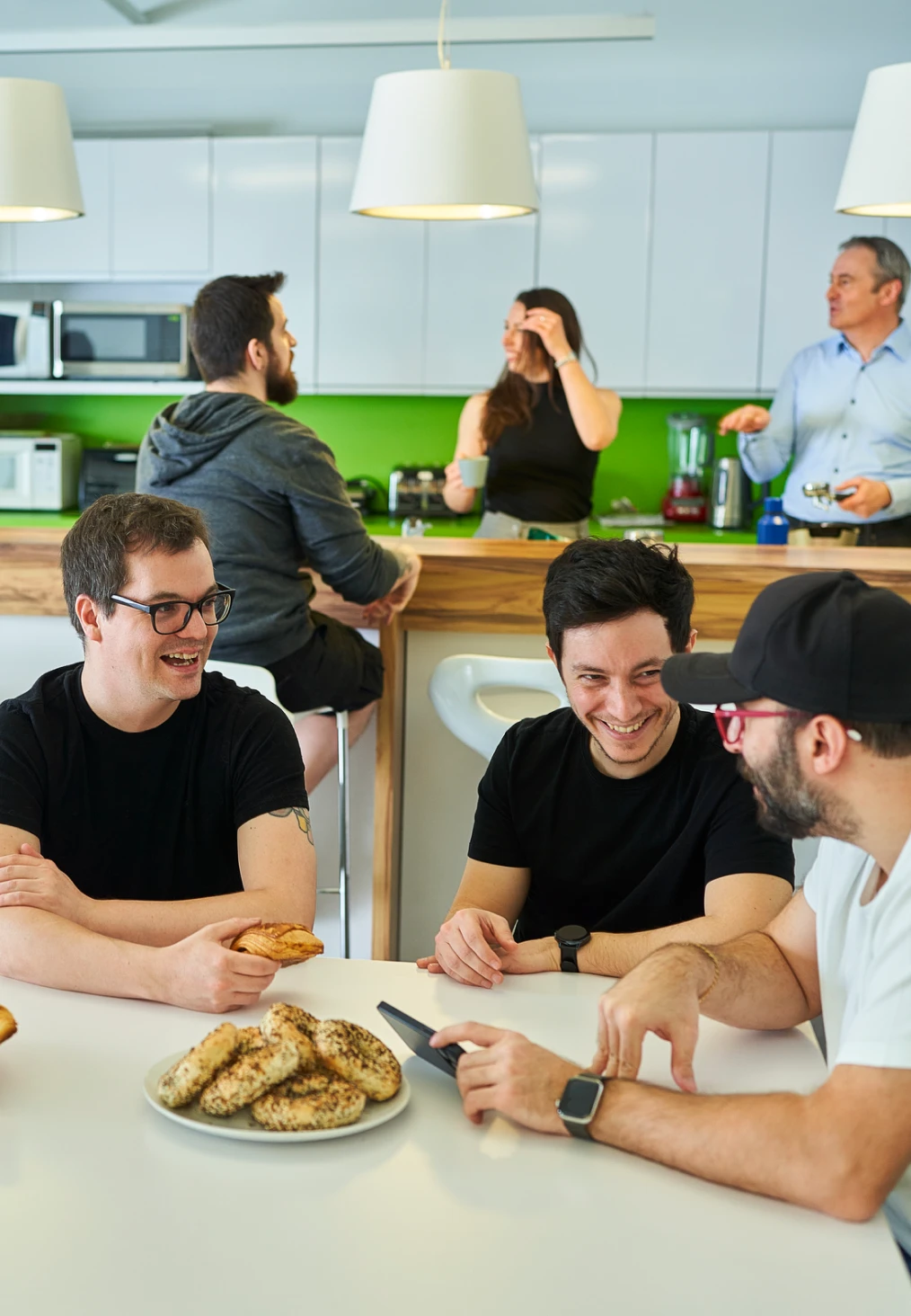 Scène dans la cuisine de nventive à Montréal.